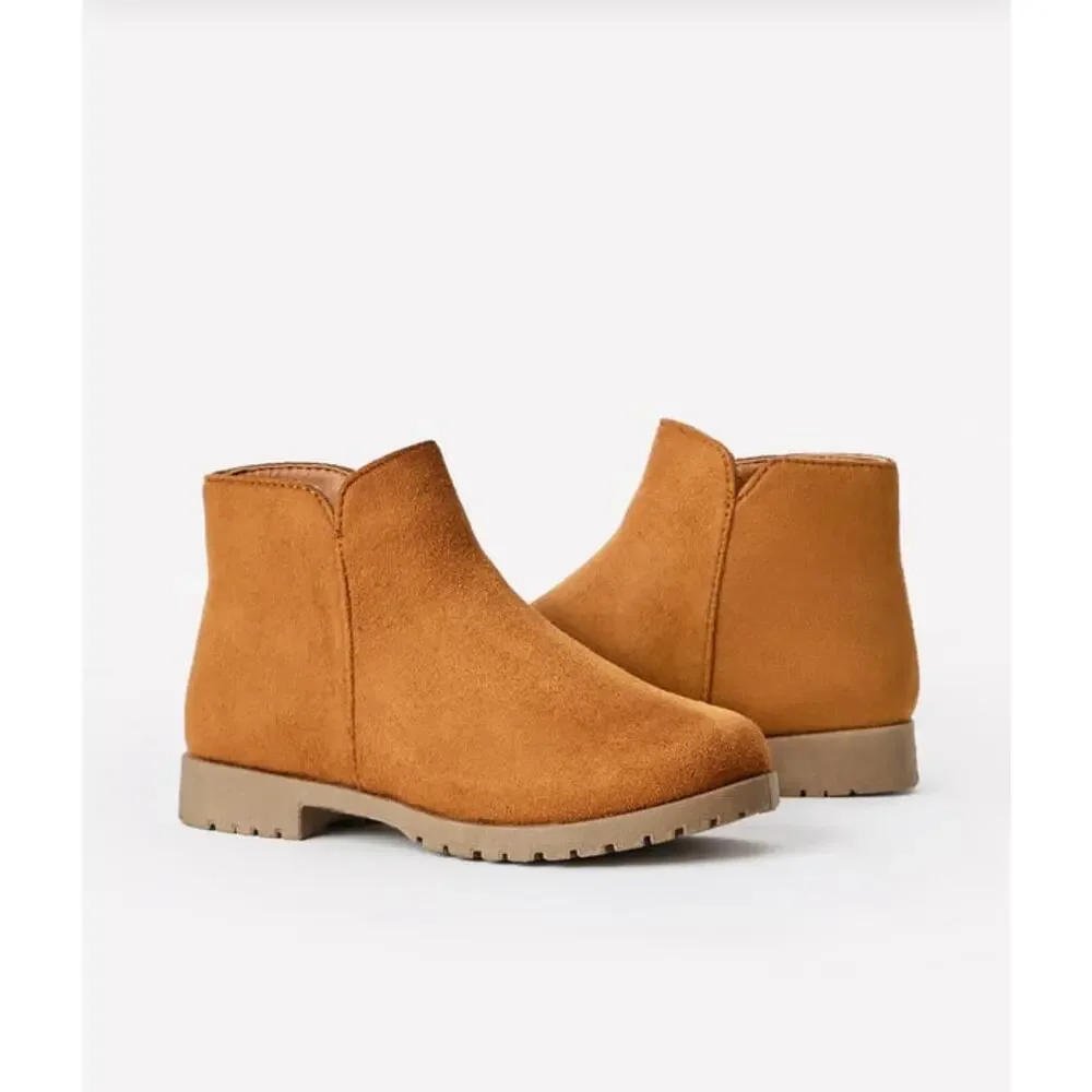 FabKids Brown Faux Suede Side Zip Ankle Booties Size 1